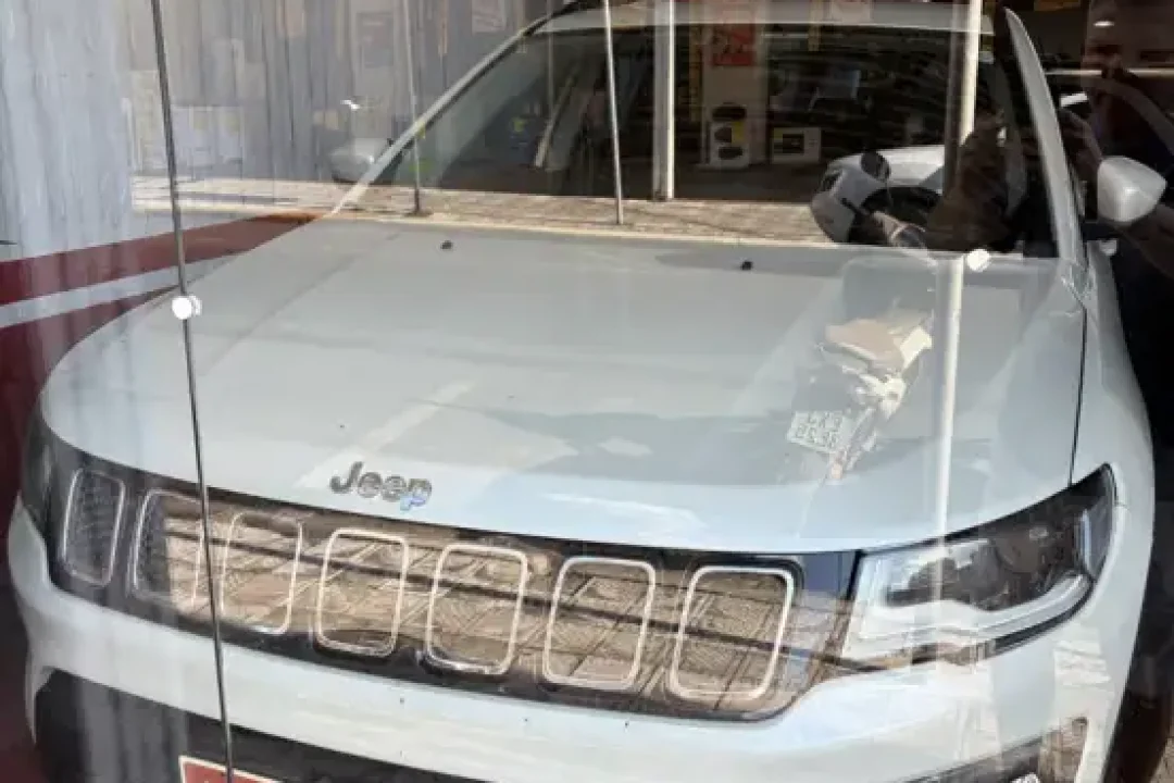 jeep-compass-2-0-16v-diesel-longitude-4x4-automatico-wmimagem18362200934