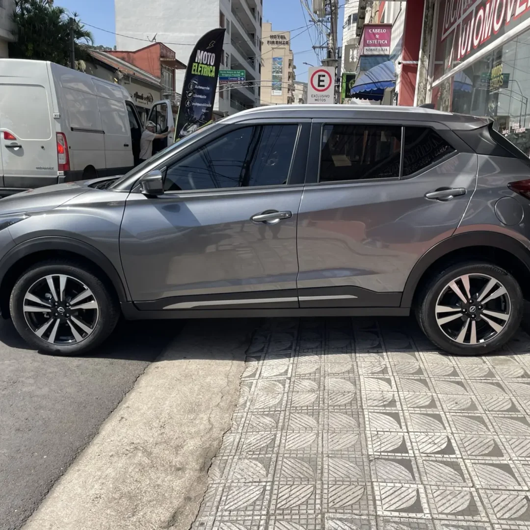 nissan-kicks-play-1-6-16v-flexstart-advance-plus-xtronic-wmimagem14050336923