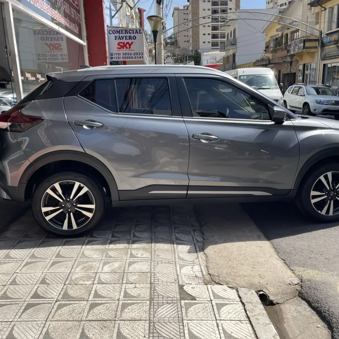 nissan-kicks-play-1-6-16v-flexstart-advance-plus-xtronic-wmimagem14050367914